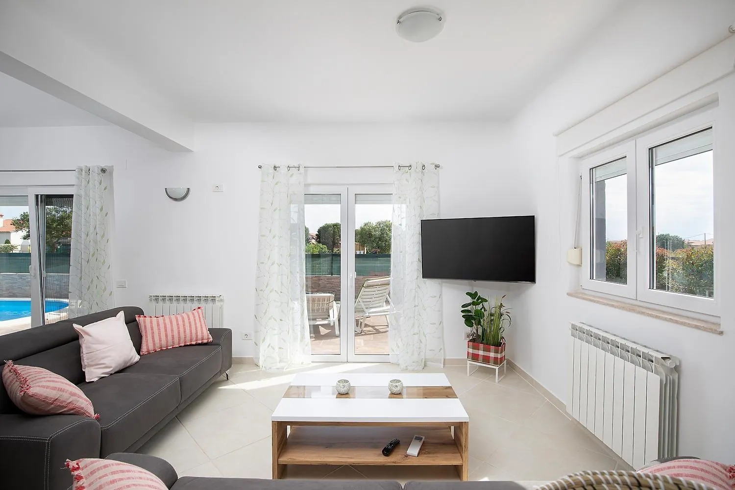 Villa Papillon - Top Ausgestattete Ferienoase 0*, Pula